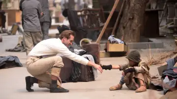 Zasłona do filmu "Na skrzydłach orłów" #1872213