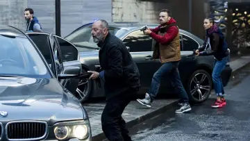 Zasłona do filmu "Brygada ponad prawem" #350847