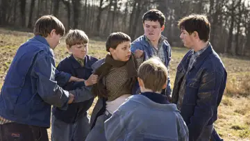 Zasłona do filmu "Nadejdzie dzień" #352501