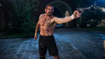Zasłona do filmu "Champion 4: Walka o honor" #168946