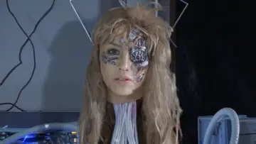 Zasłona do filmu "レイプゾンビ4 LUST OF THE DEAD クローン巫女大戦" #440842