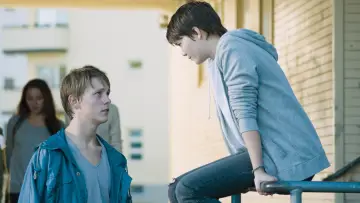 Zasłona do filmu "Nastolatki" #673576