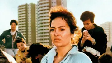 Zasłona do filmu "On Kadın" #1171290