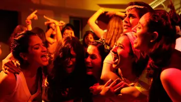 Zasłona do filmu "Angry Indian Goddesses" #1146471