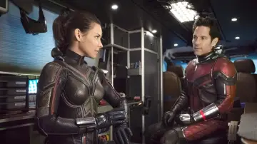 Zasłona do filmu "Ant-Man i Osa" #251477