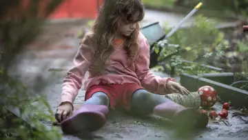 Zasłona do filmu "Syndrom Berliński" #1002617