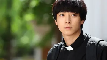 Zasłona do filmu "검은 사제들" #376903