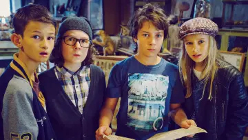 Zasłona do filmu "Ratunku, zmniejszyłem nauczycielkę" #438727