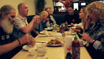 Zasłona do filmu "Czerwona pigułka" #478305
