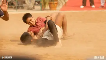 Zasłona do filmu "Dangal" #182511