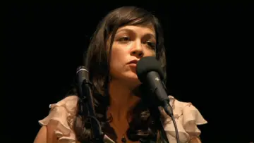 Zasłona do filmu "Natalia Lafourcade - Mujer Divina (Homenaje A Agustín Lara)" #1156238