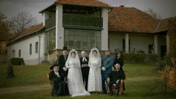 Zasłona do filmu "Mamuśka i inni pomyleńcy w rodzinie" #1174685