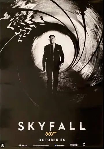 Plakat do filmu "Skyfall - Der moderne Bond" #1172678