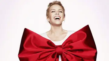 Zasłona do filmu "Kylie Minogue: A Kylie Christmas Live at the Royal Albert Hall" #1573601