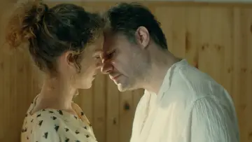 Zasłona do filmu "Opalenizna" #478865