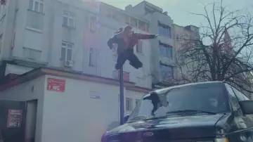 Zasłona do filmu "Shivaay" #449954