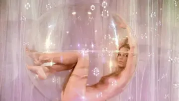 Zasłona do filmu "Porno & Libertà" #1024342