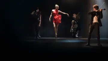 Zasłona do filmu "Miłość zaklęta w muzyce" #242618