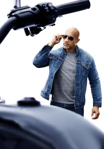 Plakat do filmu "Szybcy i wściekli: Hobbs i Shaw" #1215799