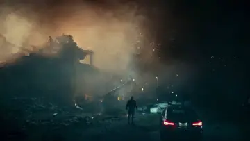 Zasłona do filmu "Paradoks Cloverfield" #374633