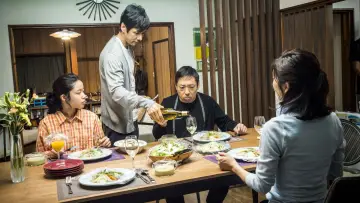 Zasłona do filmu "クリーピー 偽りの隣人" #396310