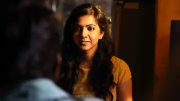 Zasłona do filmu "காதலும் கடந்து போகும்" #1651719