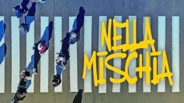 Zasłona do filmu "Nella mischia" #1623356