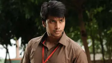 Zasłona do filmu "ஆகம்" #1622111