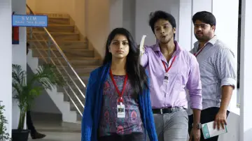 Zasłona do filmu "ஆகம்" #1622113