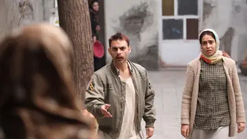 Zasłona do filmu "ابد و یک روز" #919200