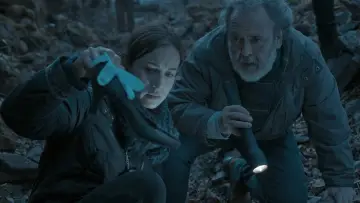 Zasłona do filmu "Niewidzialny strażnik" #282882