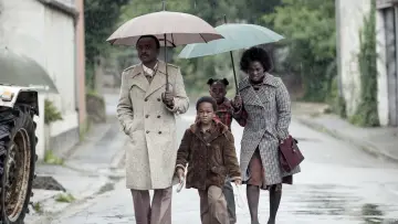 Zasłona do filmu "The African Doctor" #260299