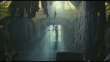 Zasłona do filmu "花園の迷宮" #922404
