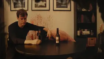 Zasłona do filmu "Dziwak 2" #999611