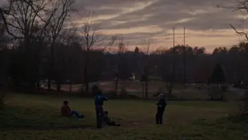 Zasłona do filmu "Super Dark Times" #999073