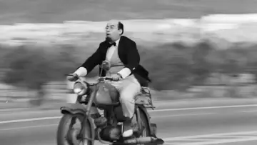 Zasłona do filmu "Τρελλός, Παλαβός και Βέγγος" #1161897