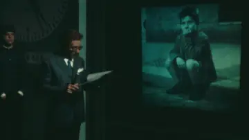 Zasłona do filmu "C