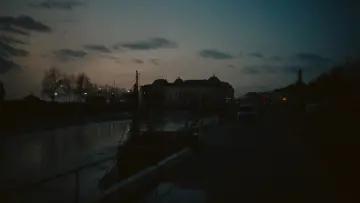 Zasłona do filmu "Kobieta i mężczyzna" #533786