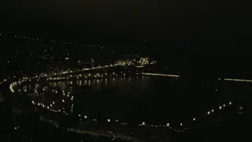 Zasłona do filmu "Kobieta i mężczyzna" #533787