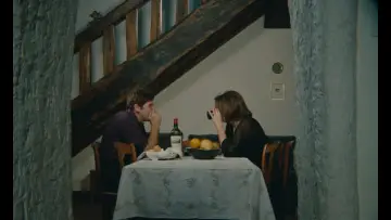 Zasłona do filmu "Kobieta i mężczyzna" #883341