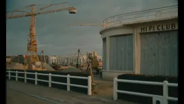 Zasłona do filmu "Kobieta i mężczyzna" #883374
