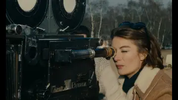 Zasłona do filmu "Kobieta i mężczyzna" #883380