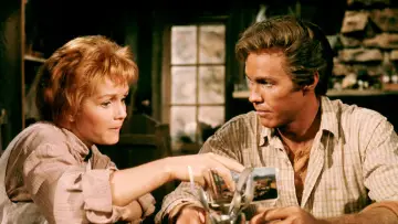 Zasłona do filmu "Niezatapialna Molly Brown" #1858229
