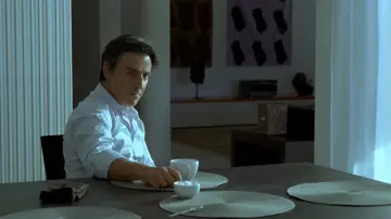 Zasłona do filmu "Odchodząc" #439308