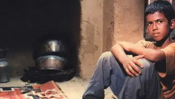 Zasłona do filmu "باشو غریبهٔ کوچک" #1625914