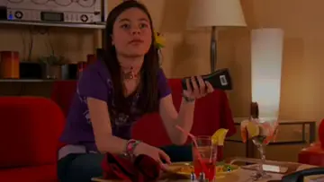 Zasłona do filmu "Drake i Josh jadą do Hollywood" #1055205