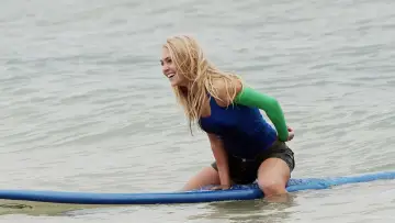 Zasłona do filmu "Surferka z charakterem" #244034