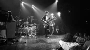 Zasłona do filmu "Led Zeppelin - The Song Remains the Same" #379149