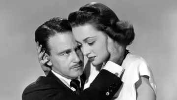 Zasłona do filmu "Mroczne Zwierciadło" #441444