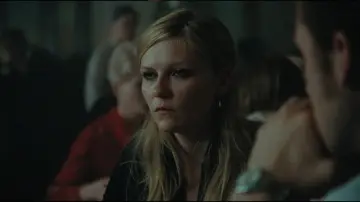 Zasłona do filmu "Wszystko, co dobre" #856511